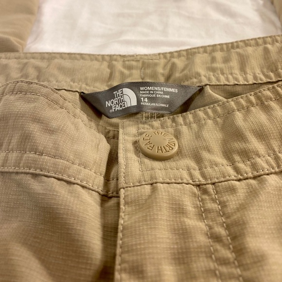The North Face hiking pants - Picture 8 of 9